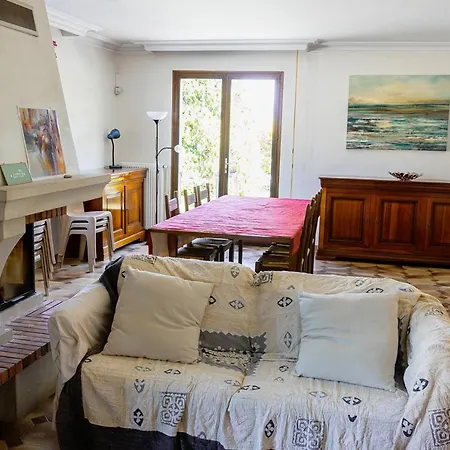 Holiday home Le Rais Chez Anne Ravanat *